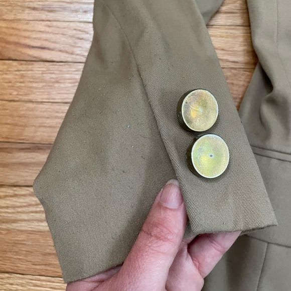 Vintage Tan Oversized Blazer - Picture 11 of 14